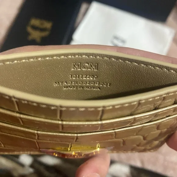 MCM CARD HOLDER WALLET - Picture 2 of 8